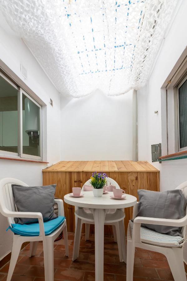 Sea & Wave Pedregalejo Beach Apartment Málaga Exterior foto